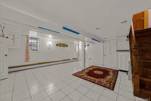 2304 Glebe Ave, Bronx, NY 10462 - Photo 13