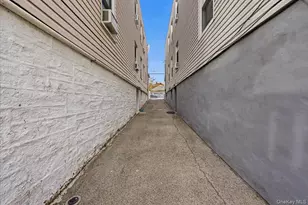 2304 Glebe Ave, Bronx, NY 10462 - Photo 31