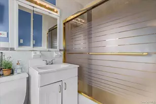 200 Diplomat Dr, Mount Kisco, NY 10549 - Photo 13