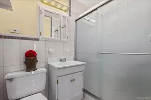 200 Diplomat Dr, Mount Kisco, NY 10549 - Photo 11