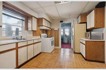 104-11 Liverpool Street, Jamaica, NY 11435 - Photo 15