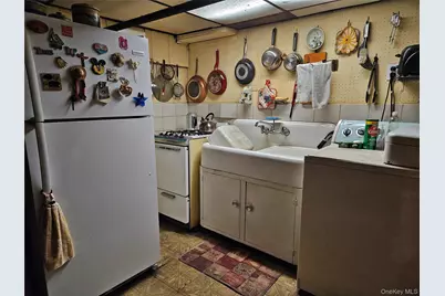 72-34 61 Street, Ridgewood, NY 11385 - Photo 17