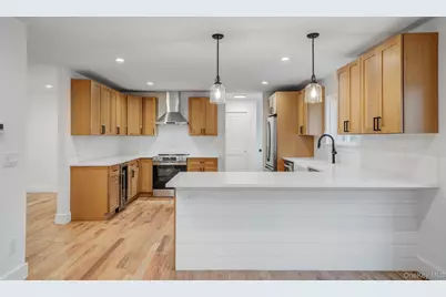 63A Blydenburgh Road, Centereach, NY 11720 - Photo 5