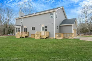 63A Blydenburgh Rd, Centereach, NY 11720 - Photo 31