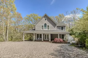 2 Walnut Ave, Setauket, NY 11733 - Photo 3