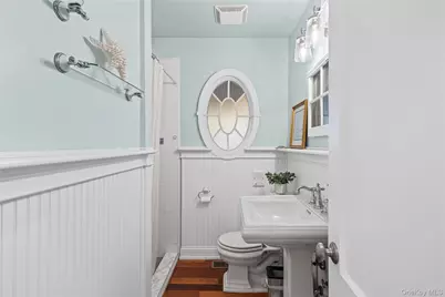 2 Walnut Avenue, Setauket, NY 11733 - Photo 19