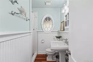 2 Walnut Ave, Setauket, NY 11733 - Photo 19