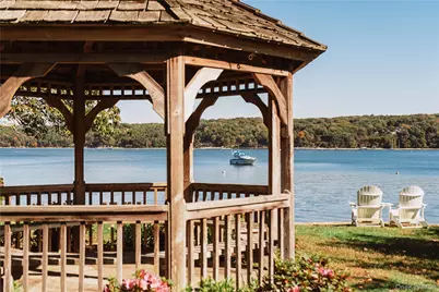 2 Walnut Avenue, Setauket, NY 11733 - Photo 39