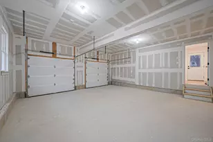 63B Blydenburgh Rd, Centereach, NY 11720 - Photo 35