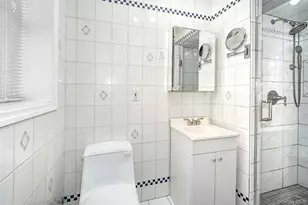 107 Parkview Rd, Elmsford, NY 10523 - Photo 15