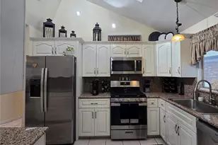 156-11 89th St, Howard Beach, NY 11414 - Photo 7