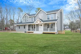 63C Blydenburgh Rd, Centereach, NY 11720 - Photo 3