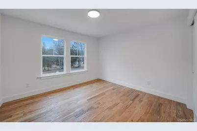 63C Blydenburgh Road, Centereach, NY 11720 - Photo 21