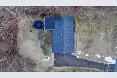 19 Eastwood Rd, Danbury, NY 06811 - Photo 31