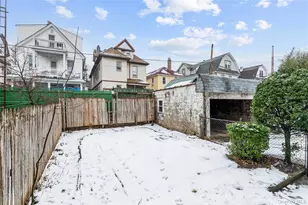 92-35 51st Ave, Elmhurst, NY 11373 - Photo 15