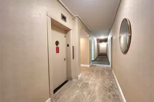 11 Wooleys Ln, Great Neck, NY 11023 - Photo 23