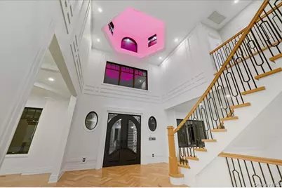 26 Saint Andrews Court, Old Westbury, NY 11568 - Photo 9