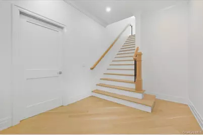 26 Saint Andrews Court, Old Westbury, NY 11568 - Photo 45