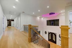 26 St Andrews Ct, Old Westbury, NY 11568 - Photo 29