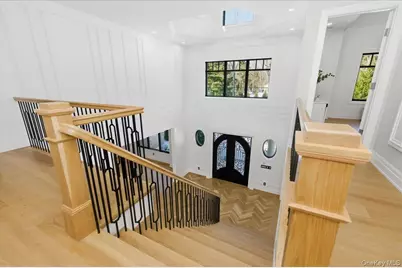 26 Saint Andrews Court, Old Westbury, NY 11568 - Photo 7