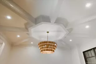 26 St Andrews Ct, Old Westbury, NY 11568 - Photo 23