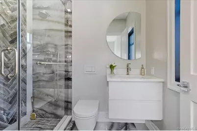 26 Saint Andrews Court, Old Westbury, NY 11568 - Photo 43