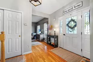 58 Red Maple Way, New Windsor, NY 12553 - Photo 3