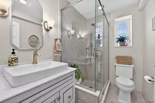 366 Stewart Ave, Garden City, NY 11530 - Photo 19