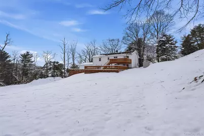 1618 Morningview Drive, Yorktown Heights, NY 10598 - Photo 33