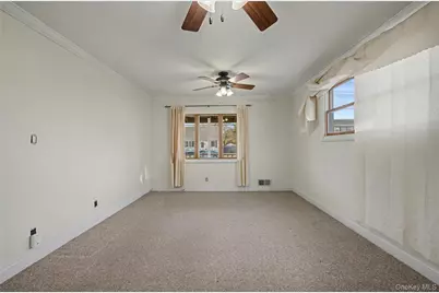 158 Moffitt Boulevard, Islip, NY 11751 - Photo 9