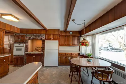 46 Crestwood Drive, Huntington Station, NY 11746 - Photo 7