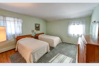 46 Crestwood Drive, Huntington Station, NY 11746 - Photo 17