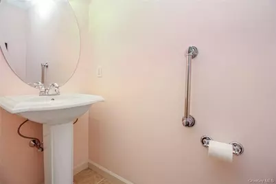 213 Waterside Close, Peekskill, NY 10566 - Photo 15