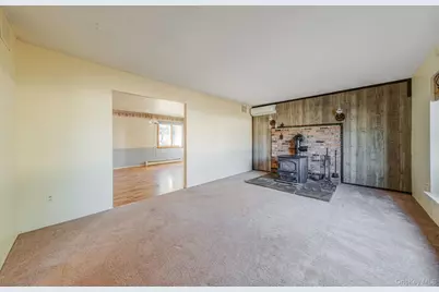 139 Tarpon Avenue, Medford, NY 11763 - Photo 5