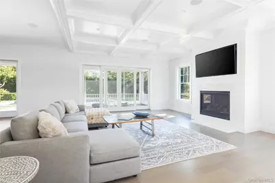 100 Griffing Avenue, Westhampton Beach, NY 11978 - Photo 11