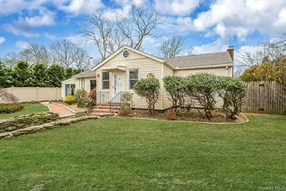 133 Royal Avenue, Flanders, NY 11901 - Photo 3