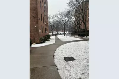 83-85 Woodhaven Boulevard #3M, Woodhaven, NY 11421 - Photo 3