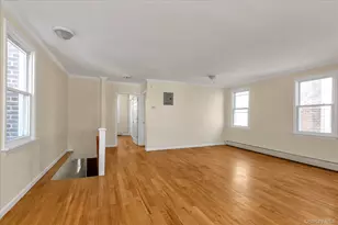 45-32 Utopia Pkwy, Flushing, NY 11358 - Photo 11