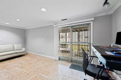 18 South Drive, New Hyde Park, NY 11040 - Photo 21