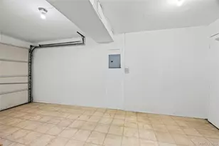 18 South Dr, New Hyde Park, NY 11040 - Photo 19