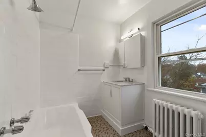 116 Corlies Avenue #3F, Pelham, NY 10803 - Photo 5