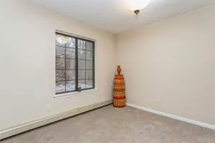 72 Foxwood Cir, Mount Kisco, NY 10549 - Photo 7