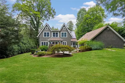 40 Smith Street, Chappaqua, NY 10514 - Photo 3