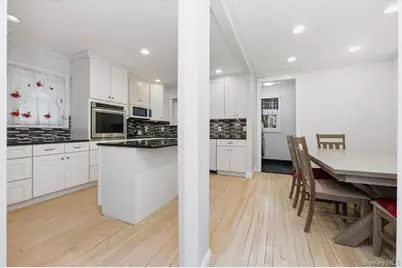 22 Sunset Trail #22, Bronx, NY 10465 - Photo 5