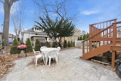 22 Sunset Trail #22, Bronx, NY 10465 - Photo 19