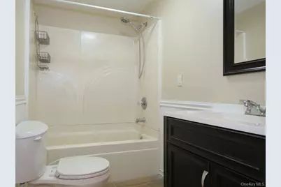 504 Jefferson Avenue #Left, Mamaroneck, NY 10543 - Photo 7