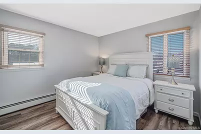 49 Gainsborough Road, Holbrook, NY 11741 - Photo 27