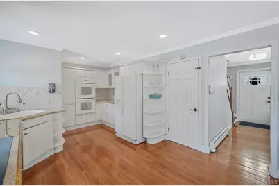 49 Gainsborough Road, Holbrook, NY 11741 - Photo 17