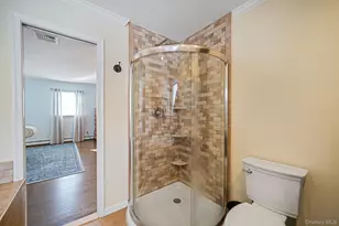 49 Gainsborough Rd, Holbrook, NY 11741 - Photo 23