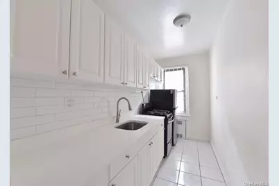 43-01 46 Street #1G, Sunnyside, NY 11104 - Photo 3